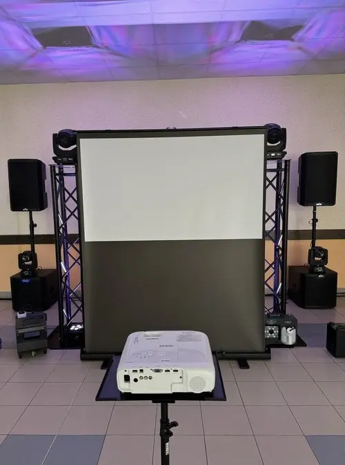 Kit vidéo-projecteur + ecran